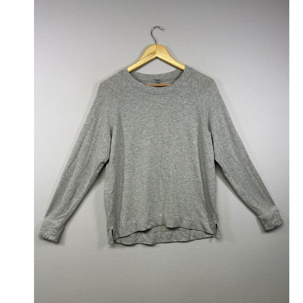 Cozy Loungewear Lou & Grey Womens Medium Grey Signaturesoft Raglan Pullover Top